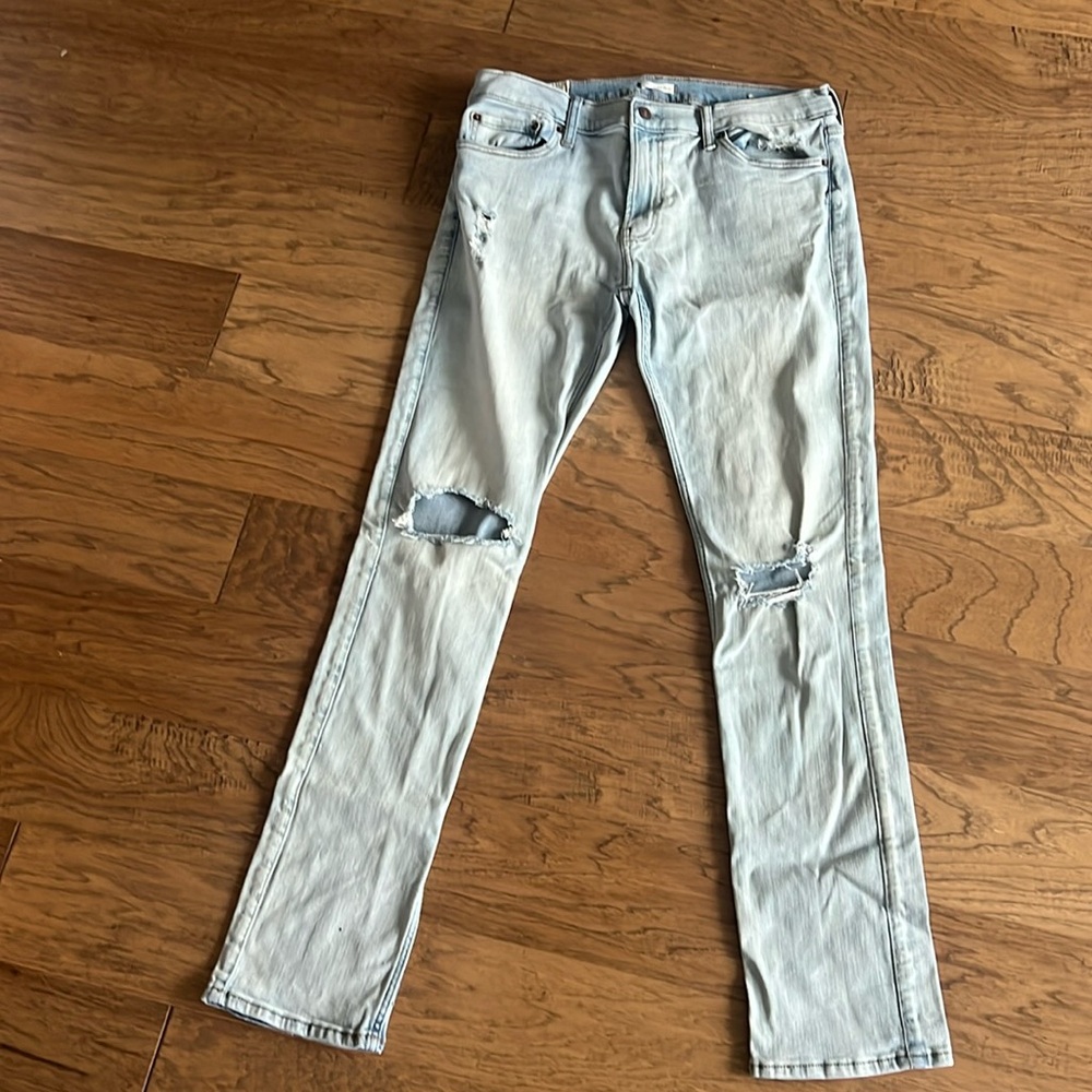 Abercrombie & Fitch Skinny Distressed Stretch